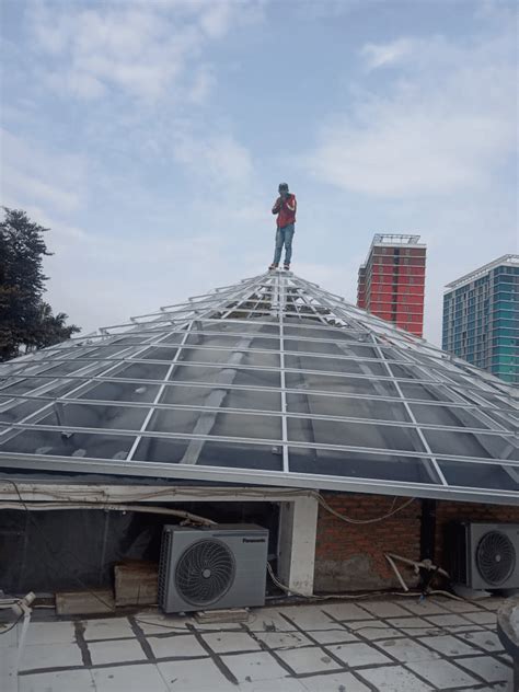 Tentunya jangan lupa untuk memakai jasa kami. biaya pasang atap baja ringan - Aluminium Depok