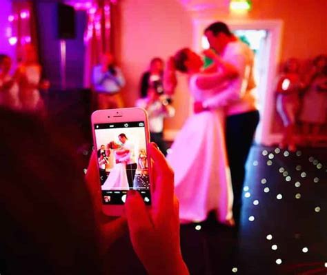 5 Reasons To Have A Mobile Photo Booth For Your Wedding Joy Hamilton