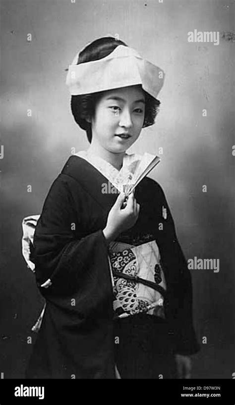Japanese Woman Possibly Geisha Stock Photo Alamy