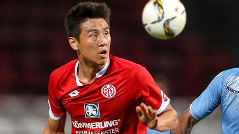 Koo Ja Cheol Leaves Mainz To Join Augsburg Espn Fc