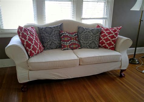 How to style with camel back couch fabric patterns and colors? Custom Made Slipcovers: Camel Back Sofa