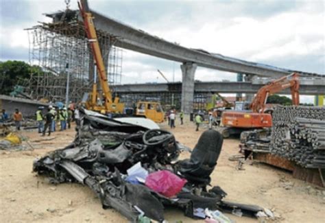 A collision between two cars on the penang bridge on jan 20 caused one of the vehicles to crash through the guard. Family Of Penang Bridge Ramp Collapse Victim To Sue - Hype ...