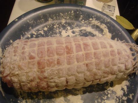 Rimane dorato uguale, ma molto più tenero. Briciole di montagna: Arrosto di vitello al latte in ...
