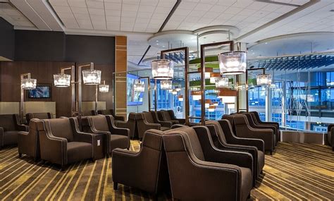 Plaza Premium Lounge à Laéroport International De Vancouver Yvr