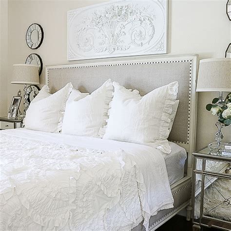Elegant White Bedding Bedding Design Ideas