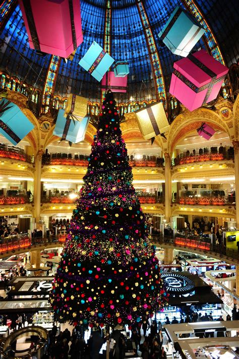 The Galleries Lafayette At Christmas Christmas In Paris Christmas