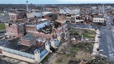 Graves County Courthouse After Tornado Mayfield Kentucky Flickr
