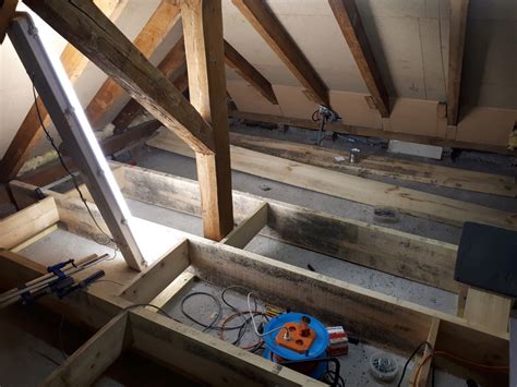 Bonjour à tous, dans quelques semaines une entreprise (surement exotique) viendra poser l'isolant sur un plancher bas en poutrelle hourdis béton dans ma copropriété. ISOLATION + PLANCHER dans un GRENIER - Page 7