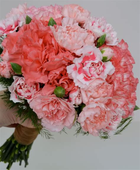 Globalrose.com has been visited by 10k+ users in the past month 10 Wedding Colors for Spring: Which to Pick