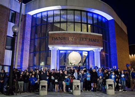 Opinion: Virtual programs offer opportunities for people with autism