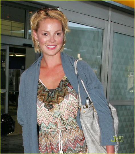 Katherine Heigl And Mom Touch Down In Nyc Photo 2582300 Katherine
