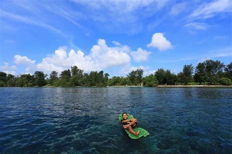 Pulau Umang Rekomendasi Destinasi Wisata Liburan Akhir Tahun Yuk