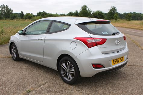 Check spelling or type a new query. Hyundai i30 Hatchback Review | Parkers