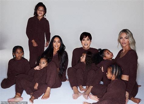 kim kardashian sister khloe and mom kris jenner unveil new christmas photos in matching outfits