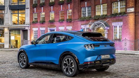 Electric Ford Mustang Mach E Suv Revealed Pictures Carbuyer