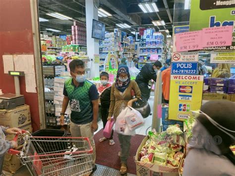 Lihat semua jenis tiket bas dan keretapi yang ada dengan diskaun hebat! Penduduk Kota Setar serbu pasar raya | Harian Metro