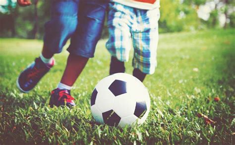 A Mi Hijo No Le Gusta El Fútbol Y Sobrevive Refugio De Crianza