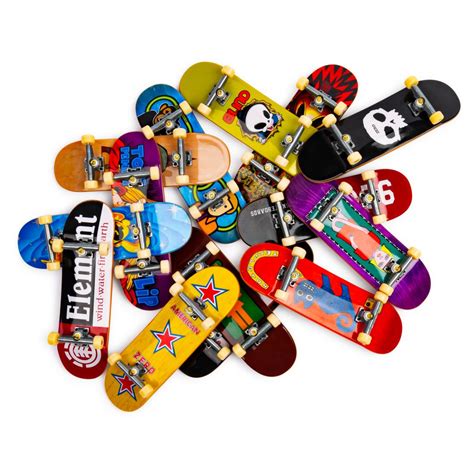 Finger skateboards, in the order which i received them, though the disclaimer: Spin Master - Tech Deck SK8 Factory DLX 14 Pack (The 90s ...