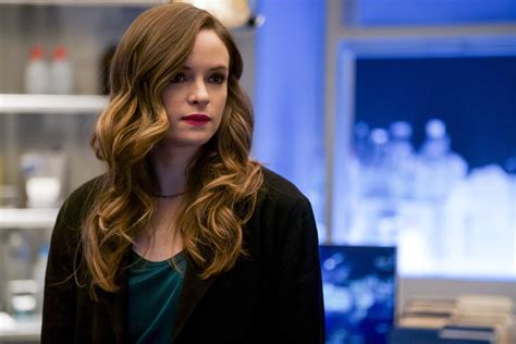 Danielle Panabaker As Caitlin In The Flash Hd Tv Shows 4k Wallpapers