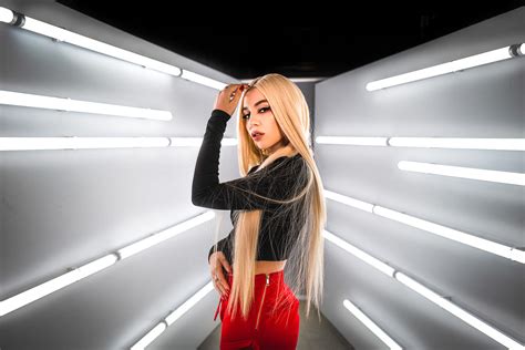30 Ava Max Hd Wallpapers And Backgrounds