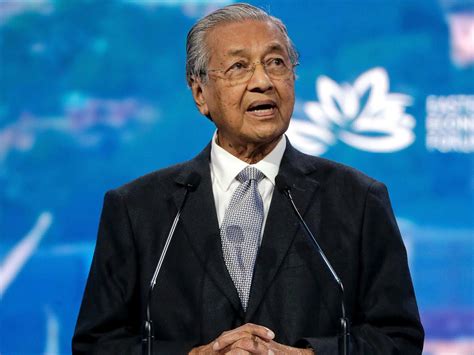 Mahathir mohamad was born on december 20, 1925 in alor setar, kedah, malaya. Mahathir Mohamad returns as Malaysia's interim prime ...