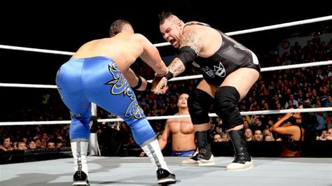 Wwe In Live Brodus Clay Vs Primo