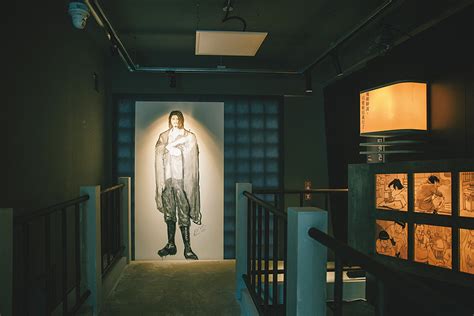 Дорама the magician on the skywalk / 天橋上的魔術師. 專訪／《天橋上的魔術師》作家吳明益的文學談!走進筆下構築的魔幻寫實文字世界 | La Vie