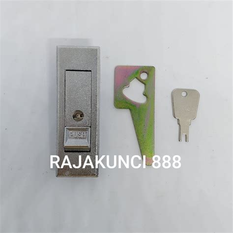 Kunci Panel Push Lock With Key Ms603 Polos Kunci Panel Box Panel Lazada Indonesia
