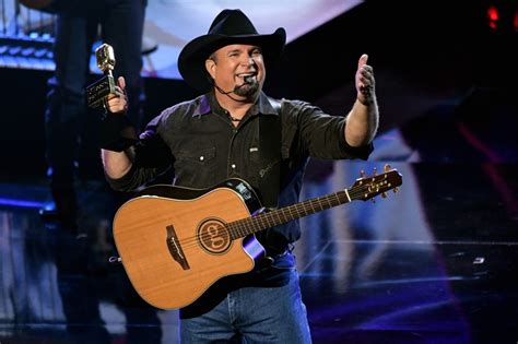 Garth Brooks Net Worth How Rich Is The Country Music Star