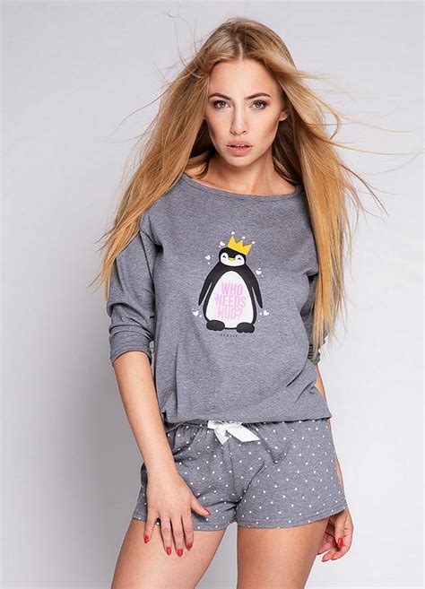 Серая женская пижама с шортами и принтом пингвин Sensis Golden 68754 21 купить в Москве