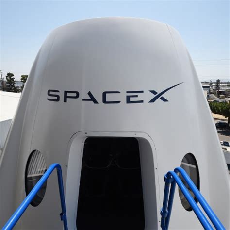 Spacex Ya Tiene A Su Primer Turista Que Viajará A La Luna