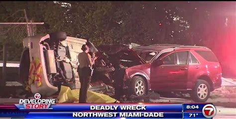 1 Dead After Rollover Wreck In Northwest Miami Dade Wsvn 7news Miami News Weather Sports