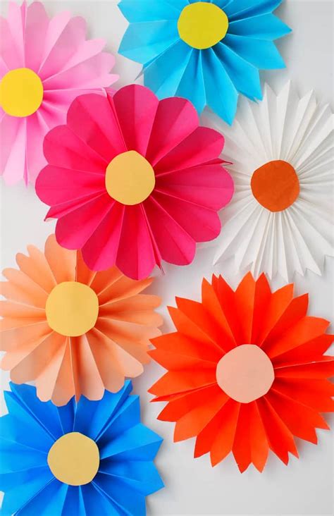 How To Make Paper Flowers The Easiest Way Ever Diy Candy