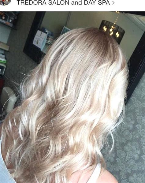 Champagne Blonde Platinum Sandy Beige Rose Gold Light Blonde Hair Ideas