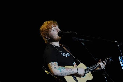 Ed sheeran's ÷ tour kicks off march 16 in turin, italy. Ed Sheeran Returns To Malaysia For Divide Tour 2019 | Hype ...