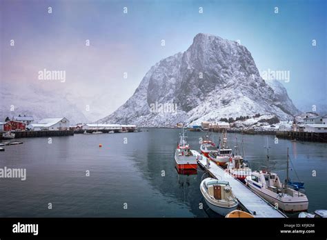 Hamnoy Fishing Village On Lofoten Islands Norway Stock Photo Alamy