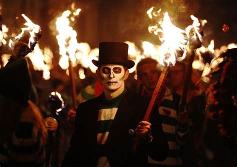 Photos News Photo Galleries And The Week In Pictures Guy Fawkes Night