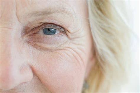 How Do Wrinkles Affect Happiness Chatelaine