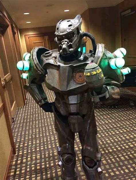 This Enclave Cosplay Is Awesome Fallout