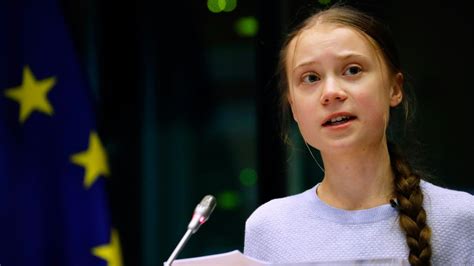 In august 2018, greta demanded that the swedish government reduce carbon emissions in accordance with the paris agreement. Klimaaktivistin Greta Thunberg will Millionen-Preisgeld ...