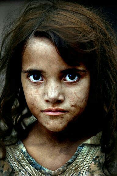 An Amazing Portrait Courtesy Photo Taken By Steve Mccurry We Are The World People Around The