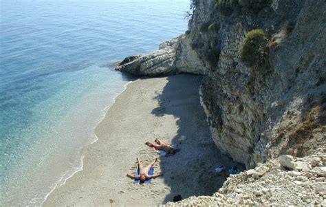 Dare To Bare All Top Ten Best Nudist Beaches In Spain The Local
