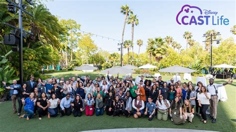 Disneyland Resort Cast Members Thrive Together With Mentorship Program