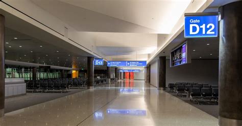 Phoenix Sky Harbor Airport Opens 310m Concourse At T4