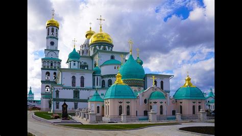 Я думала о том, почему люди уходят в монастырь. г. Истра .Новый Иерусалим на московской земле , ноябрь ...