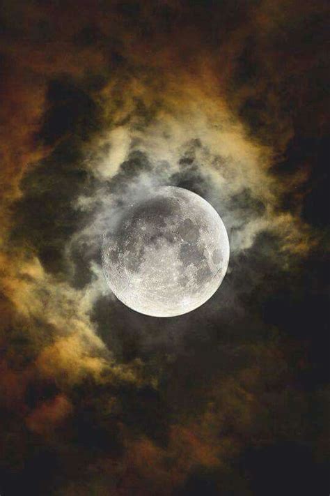 Pin By Linda Shanes On Alphonse Mucha Full Moon Photography Moon