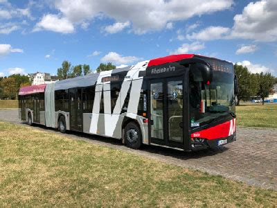 Wenn sie mit dem bus von düsseldorf nach münster fahren, können sie sich vor ort ein fahrrad leihen und die stadt per rad erkunden. MetroBus