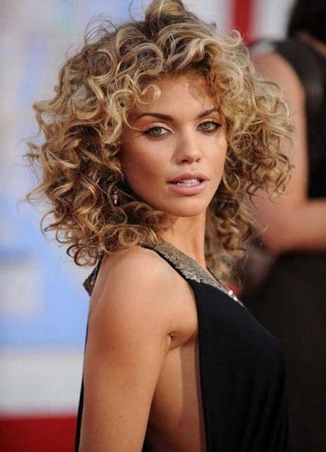 Everyday hairstyles for short curly hair: Hairstyles for curly hair 2016