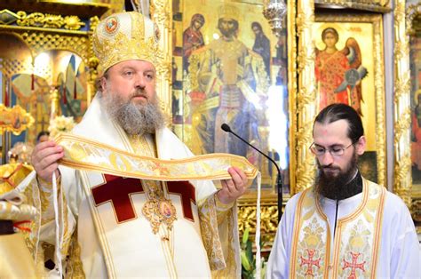 Și locul unde au trăit sfântul ierarh calinic de la cernica, sfântul cuvios. Iertate sunt păcatele tale! - Manastirea Radu Voda ...