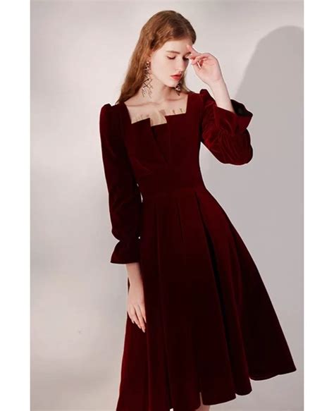 Burgundy Pleated Velvet Retro Party Dress With Long Sleeves Htx96024
